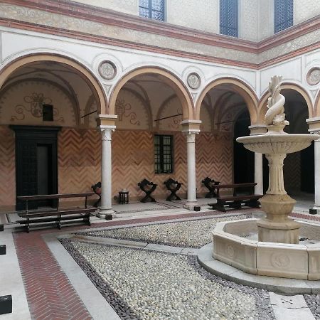 Foresteria Palazzo Guazzoni Zaccaria Cremona Exteriör bild