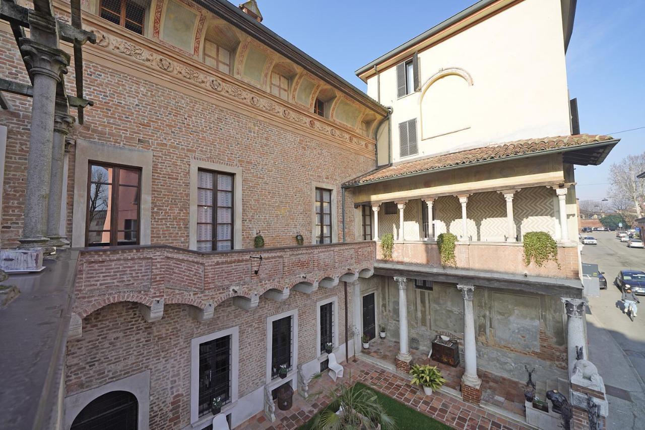 Foresteria Palazzo Guazzoni Zaccaria Cremona Exteriör bild