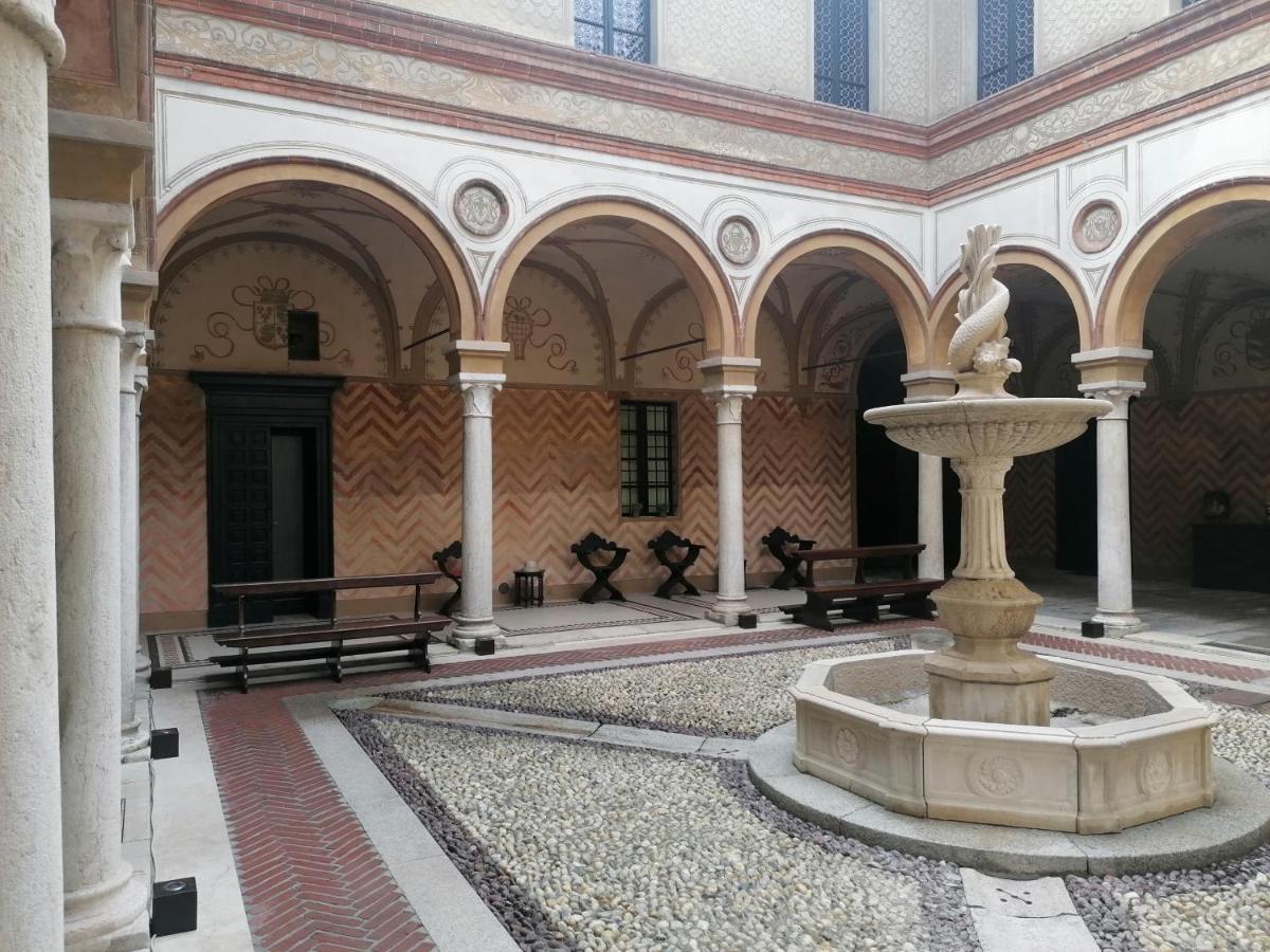 Foresteria Palazzo Guazzoni Zaccaria Cremona Exteriör bild