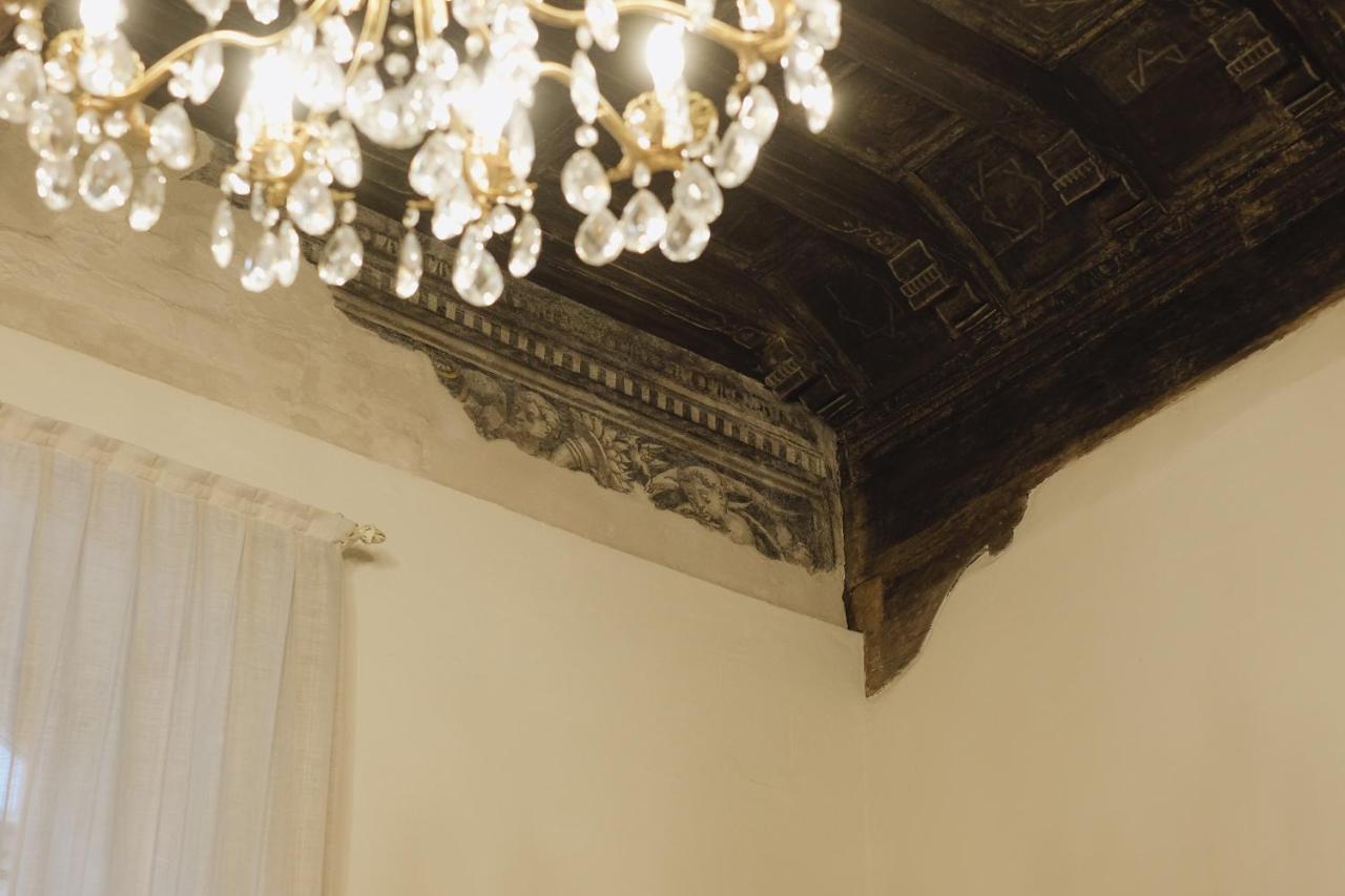 Foresteria Palazzo Guazzoni Zaccaria Cremona Exteriör bild